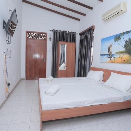 Ceylon Tusker Holiday Villa Негомбо Екстериор снимка